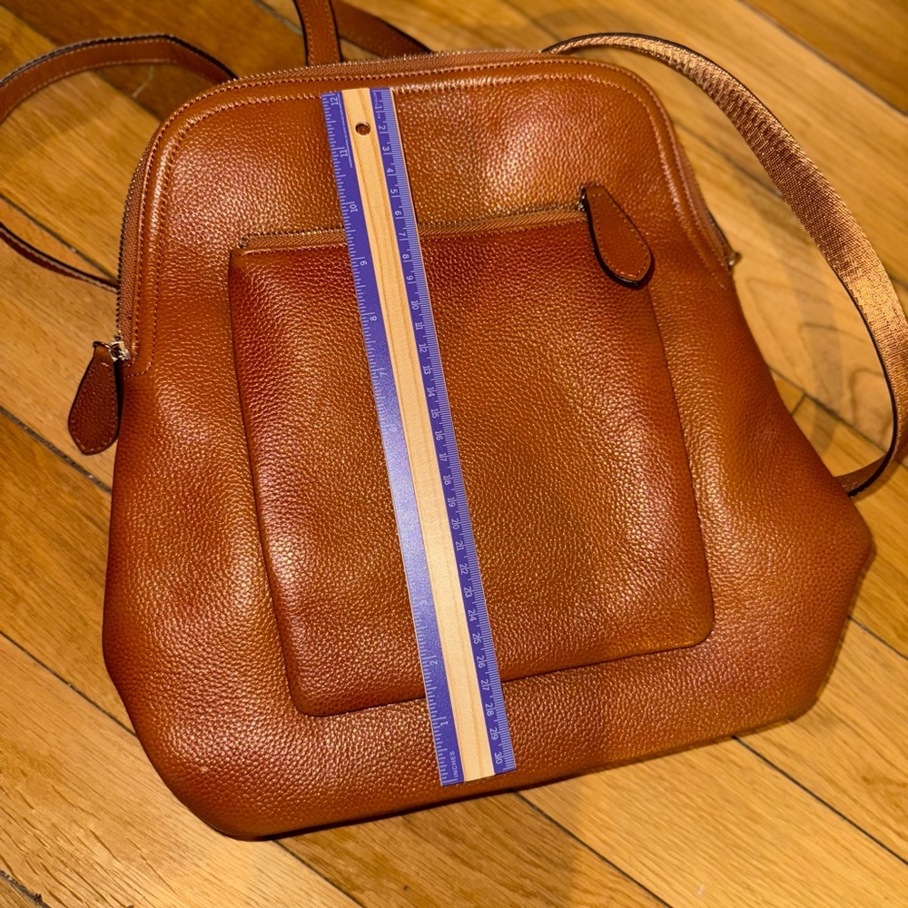Heshe Tan Women's Backpack - Picture 7 of 8
